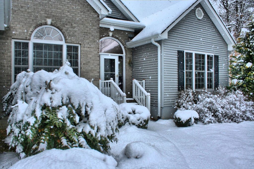 home with snow home winterized midwest home